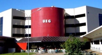 UEG abre inscrições para concurso com quase 150 vagas para professores